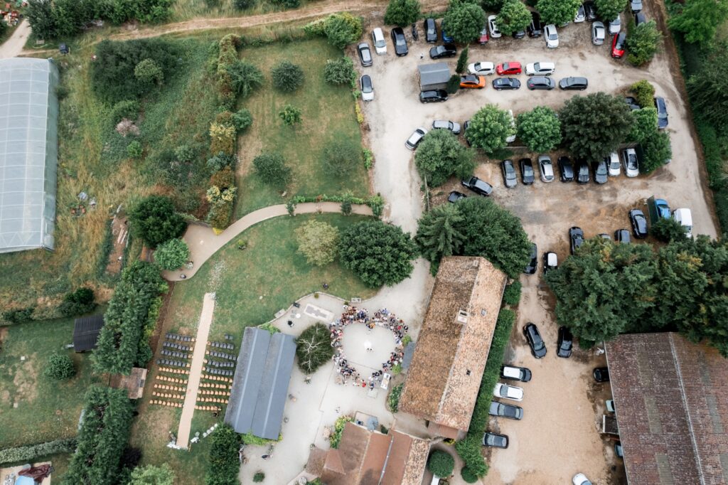 Vue aérienne du domaine lors du mariage de Pauline et Julien aux Tourelles de Fonville. Patrick Pierre photographe